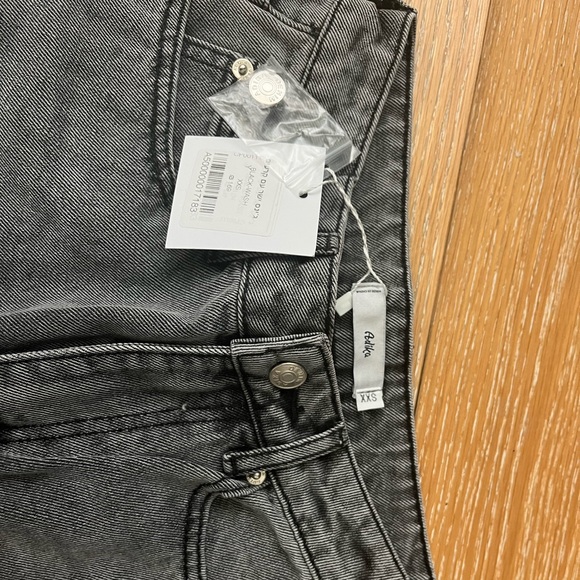 adika black wash davis jeans - Picture 4 of 7